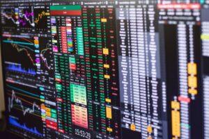 SpaceX IPO Sparks Tokenized Stock Chaos as Crypto Traders Face Ownership Dilemma