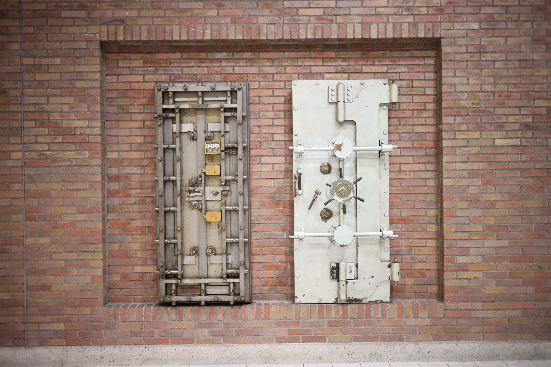 Major Banks Embrace Crypto Custody Despite Looming Quantum Computing Threat