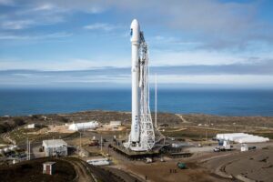Musk Eyes $1T SpaceX Revenue by 2030—Can Crypto Ride the Rocket?