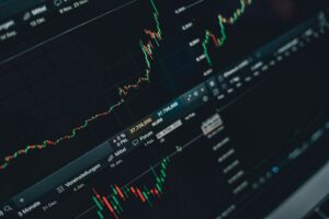 Banking Giant Predicts Uniswap Token Could Hit $100 by 2030