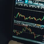 Solana Price Drops Despite Record $1B ETF Milestone and Surging On-Chain Activity